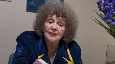 До сліз: Сумська, Денисенко та Трегубова чуттєво привітали Ліну Костенко з 96-річчям