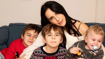 Будущая звезда: маленький сын Джамалы вместе с мамой исполнили песню "1944" - от этого звучания пробирает до костей