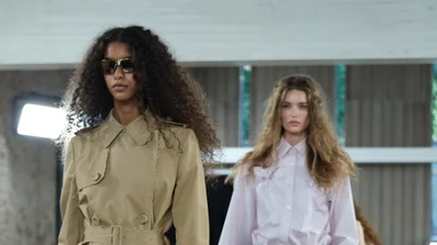 Ми вже знаємо наймодніший колір сумок 2026 - і це не чорний і навіть не беж