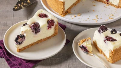 Найніжніший сирник з ягодами – як приготувати ідеальний десерт