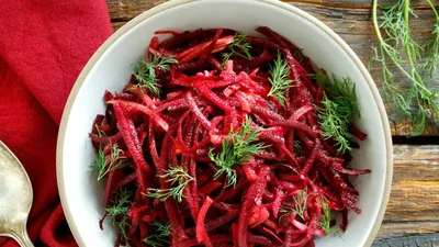 Пісний салат з буряком – так смачно ти ще не готувала