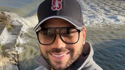 Як одягатися дівчатам plus-size навесні 2026: стильні поради від Андре Тан