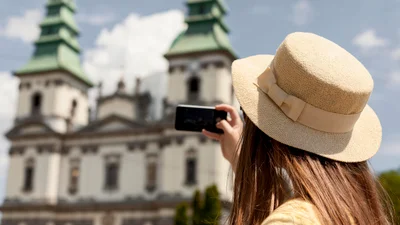 5 місць у Європі для тих, хто подорожує на самоті та прагне тиші