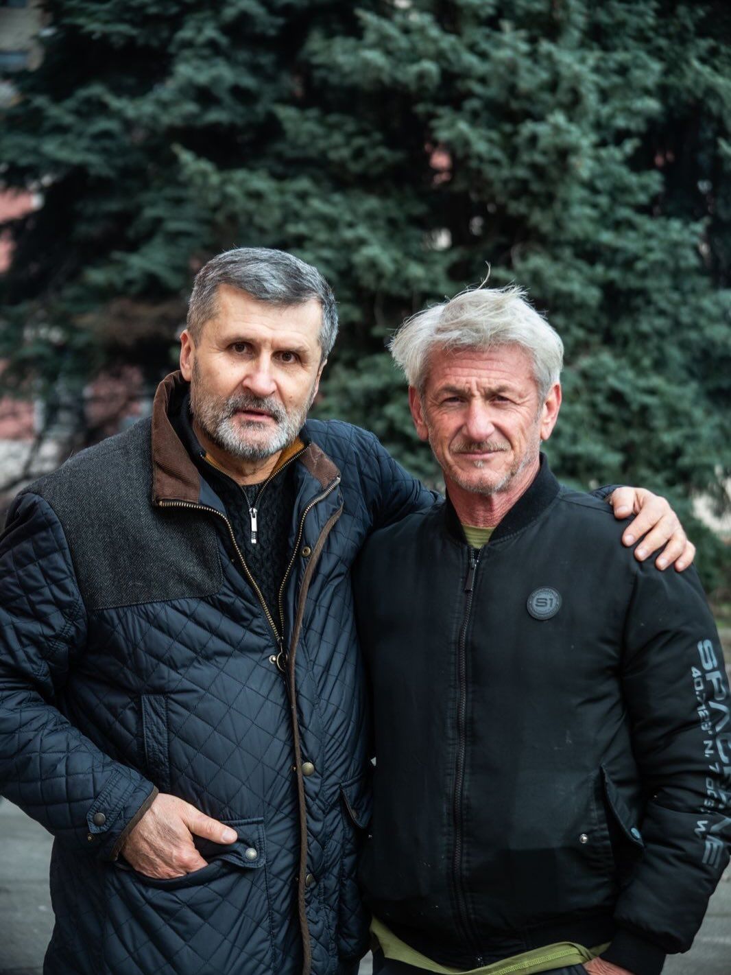 Шон Пенн відвідав кіностудію Довженка: деталі візиту - 845854 Шон Пенн відвідав кіностудію Довженка: деталі візиту - фото 845854