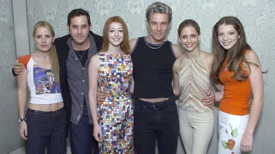 Эпоха истребителей вампиров: кем стали звезды "Баффи" через 20 лет и кого из легенд мы потеряли навсегда