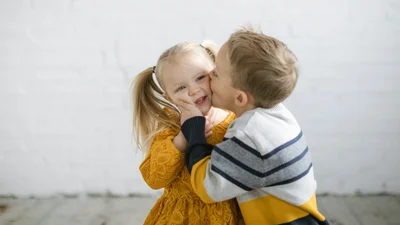 Смішні меми про братів і сестер, або як вижити, коли ти не одна дитина у сім'ї