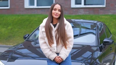 Мішина у костюмі 10-річної давнини пригадала перший гонорар в кар'єрі