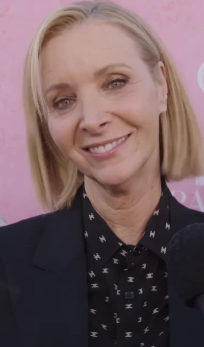 Ліза Кудроу зараз - як виглядає Фібі з 'Друзів' насправді - фото 848640