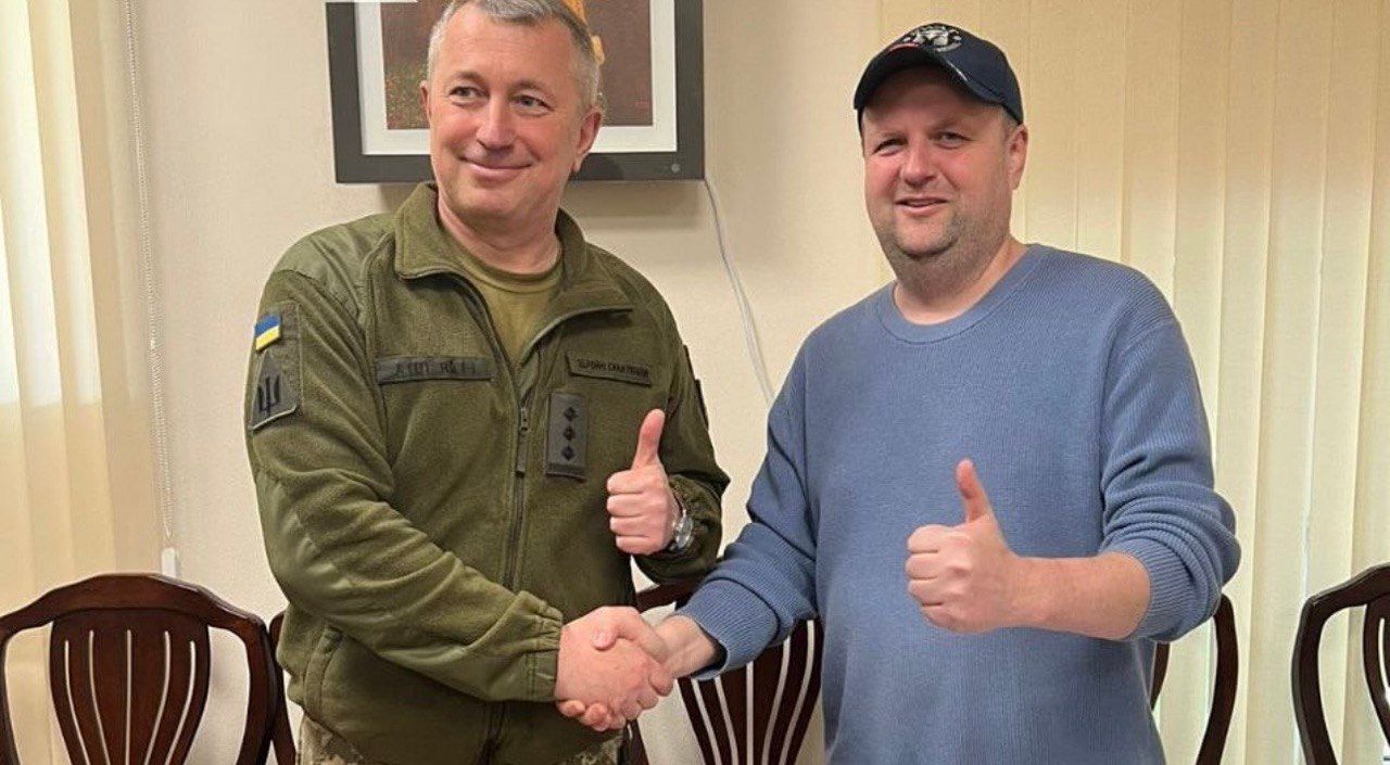 Віктор Бронюк та ЗСУ - 848729 Віктор Бронюк та ЗСУ - фото 848729