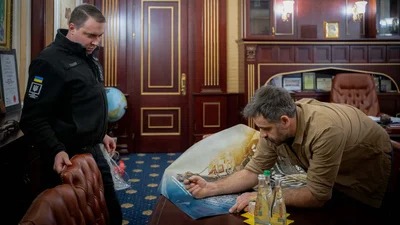 Кирилл Буданов встретился с режиссером фильма "Штольня"