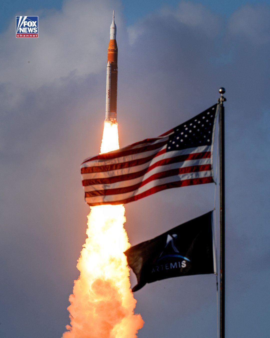 Запуск ракети з космодрому Kennedy Space Center - фото 849085