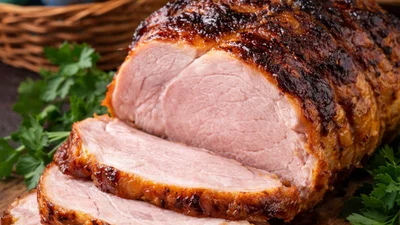 Домашня шинка, яка затьмарить ковбасу: соковитий хіт на Великдень