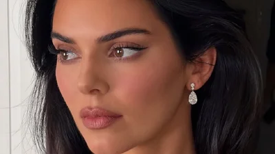 Нюдові губи як у Кендалл Дженнер: розкішний макіяж з L'Oréal Paris, який хочеться скопіювати