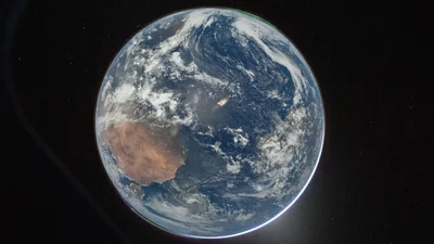 "Наша планета виглядає неймовірно": екіпаж Artemis II поділився унікальними кадрами Землі