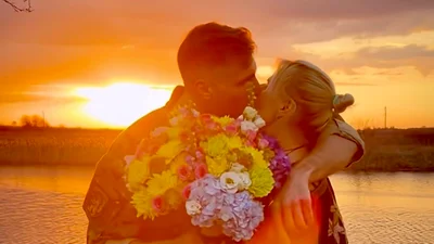 Павло Вишебаба освідчився через 3 місяці після знайомства: фото обраниці, котра живе на хуторі у селі