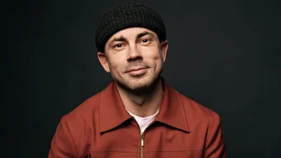 "Біль, який ніколи не мине": Андрій Бєдняков вшанував пам'ять мами, життя якої забрала облога Маріуполя