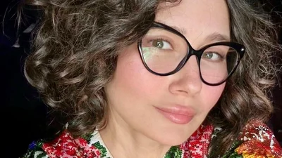 Олена Мозгова зізналася, як підтримує романтику у 20-річних стосунках з чоловіком