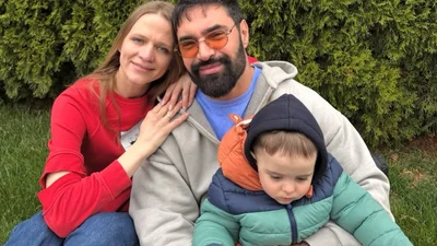 Без макіяжу й фільтрів: Віталій Козловський показав свою дружину на рідкісному фото