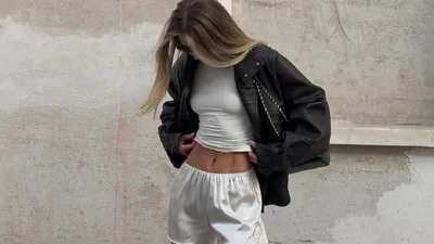 Як стилізувати шовкові шорти цього сезону: трендова альтернатива джинсам і сукням