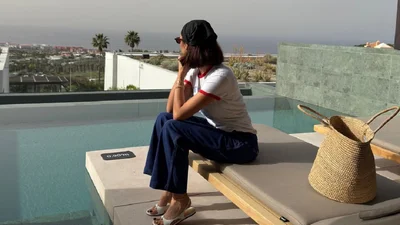 Як носити укорочені штани та джинси: стильні рішення для різних весняних образів