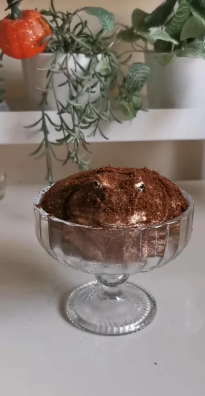 Ілюзія обману: ці речі виглядають як їжа, але їх точно краще не їсти - фото 853735