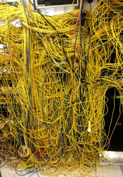 Ілюзія обману: ці речі виглядають як їжа, але їх точно краще не їсти - фото 853748