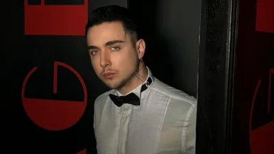 MELOVIN уліз у шалені борги