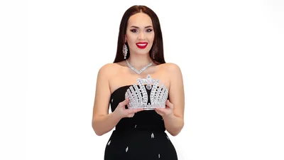 Олена Грицингер представить Україну на Ms Universe World International та позмагається за титул у США