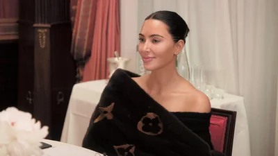 Кім Кардашян в’є гніздечко з новим бойфрендом - їх спіймали за дуже інтимною справою