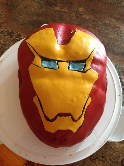 14 провальних тортів з супергероями, які краще не показувати Marvel і DC - фото 854221