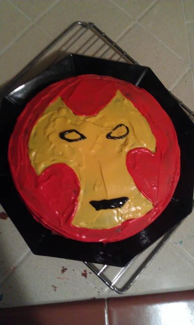 14 провальних тортів з супергероями, які краще не показувати Marvel і DC - фото 854223