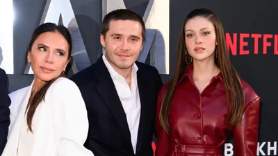 Вікторія Бекхем, коментуючи скандал з Брукліном, відмовилась навіть назвати його ім’я - що вже сталось