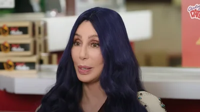 Шер втратила дар мови: виявилось, що у співачки є таємна онука