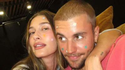 Гейлі Бібер засвітила пікантне тату з посланням для Джастіна - оце кохання