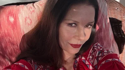 Подруга Украины Кэтрин Зета-Джонс поздравила дочь с 23-летием: фото когда-то и сейчас