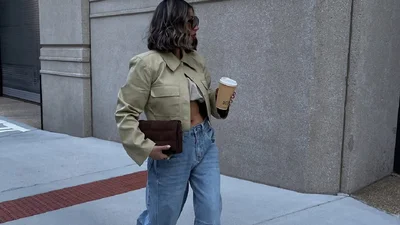 Трендовые джинсы и брюки 2026: 4 необычных фасона, о которых стоит знать