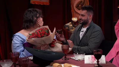 Акторка Настя Оруджова розповіла, як отримала пропозицію від коханого на очах Льоши Дурнєва