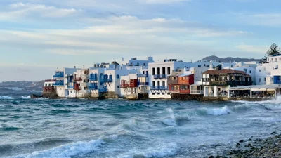 Острів у Греції шукає нових жителів: дають безкоштовно будинок і гроші