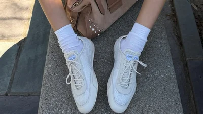 Яке взуття стане головним хітом літа 2026: 5 пар, без яких не обходиться жоден модний образ