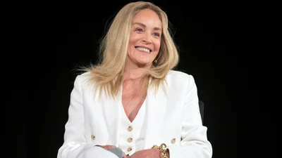 Сияющая Шэрон Стоун: актриса покорила молодым видом на фестивале в Лос-Анджелесе