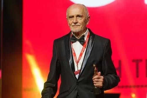 Ушла эпоха: умер художник 'Казаков' Евгений Сивоконь – за считанные дни до Дня рождения - 861569 Ушла эпоха: умер художник 'Казаков' Евгений Сивоконь – за считанные дни до Дня рождения - фото 861569