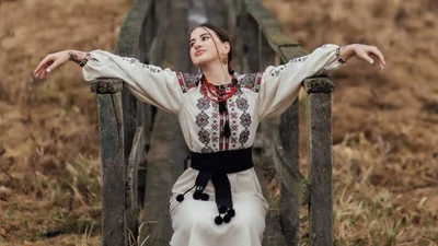 Привітання з Днем вишиванки: теплі слова та картинки для справжніх українців