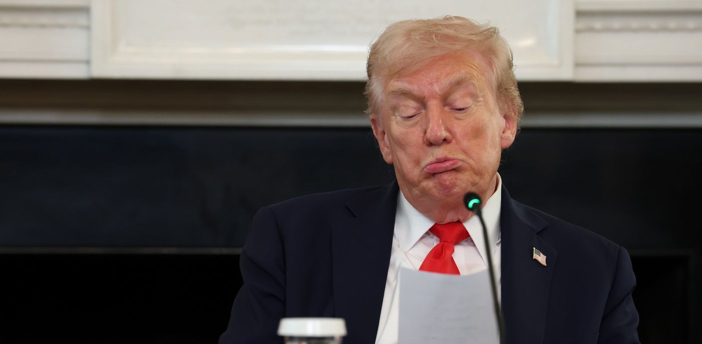 Скайвокер 'похоронил' Трампа: друг Украины Марк Хэмилл опубликовал скандальный мем - фото 862554