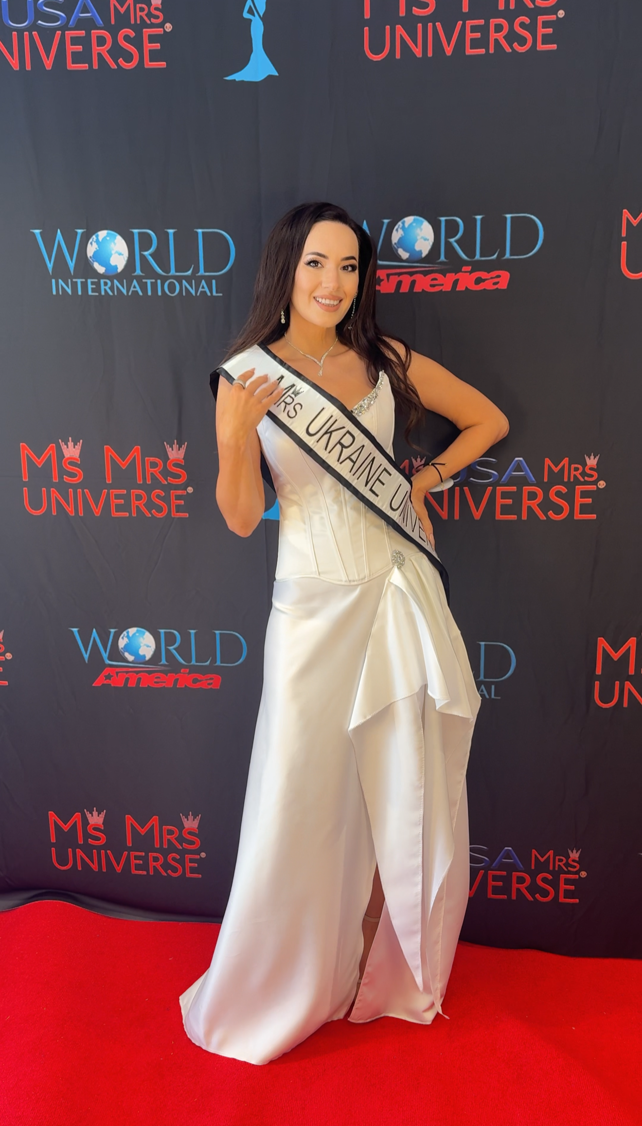 Представительница Украины громко заявила о себе на на Ms Universe World International: три титула и топ-10 самых красивых - фото 864273