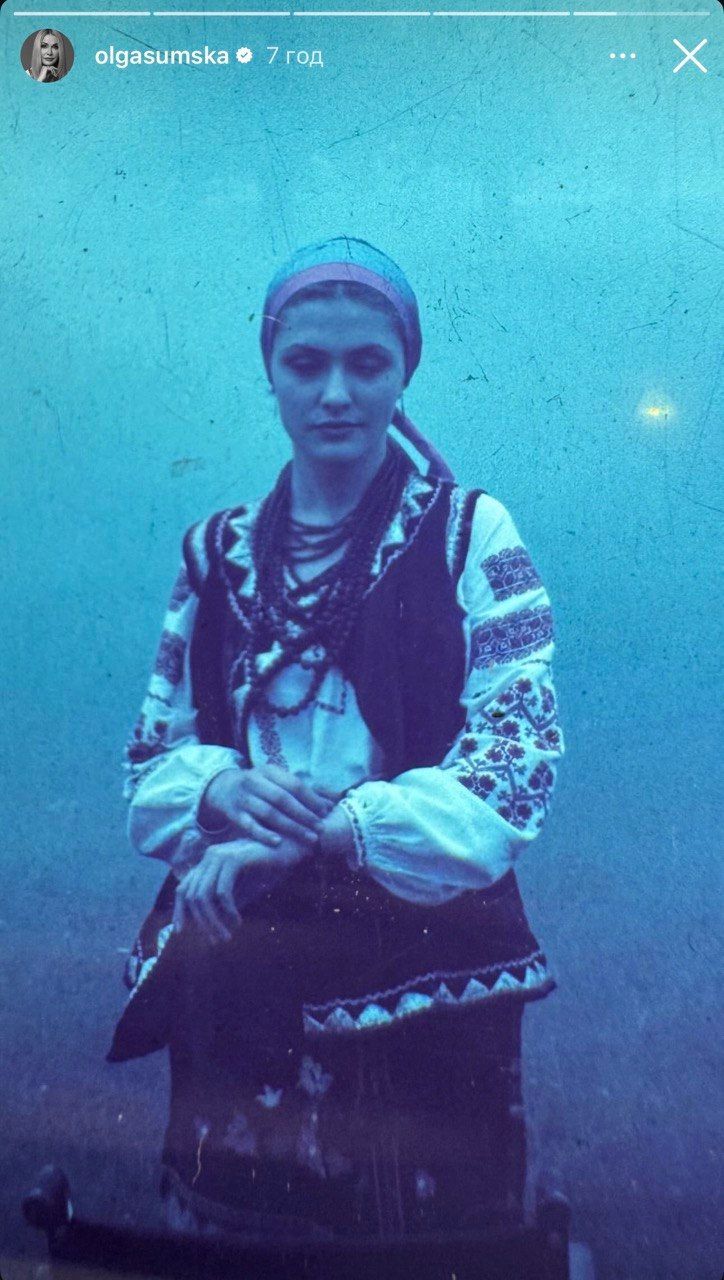Эффектная брюнетка: 18-летняя Ольга Сумская на архивных фото ошеломила видом - 864364 Эффектная брюнетка: 18-летняя Ольга Сумская на архивных фото ошеломила видом - фото 864364