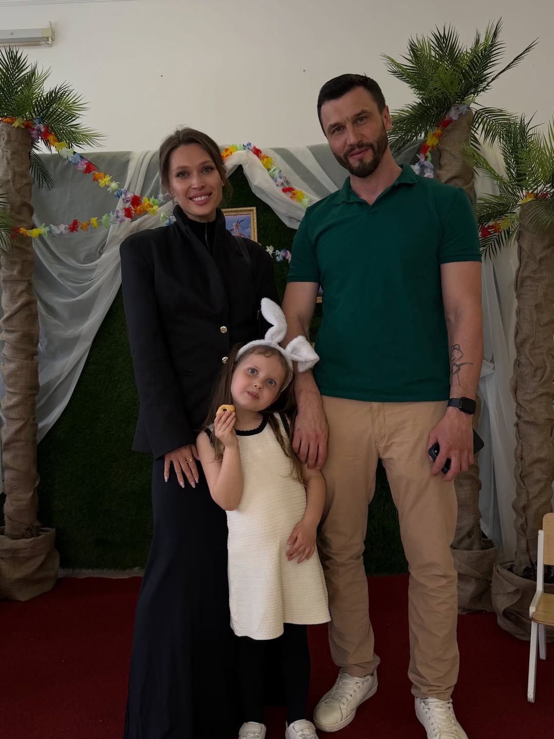 Елена Светлицкая воссоединилась с бывшим мужем: фото пары взбудоражило Instagram - 865135 Елена Светлицкая воссоединилась с бывшим мужем: фото пары взбудоражило Instagram - фото 865135