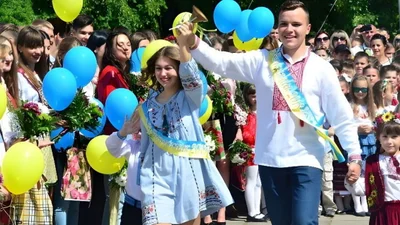 Саундтрек прощания с детством: щемящие песни к Последнему звонку, от которых сжимается сердце