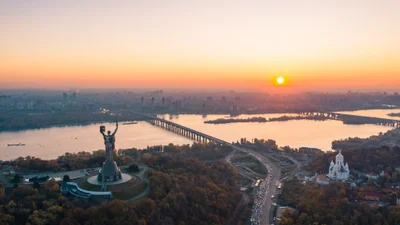 Найкращі привітання з Днем Києва своїми словами та креативні картинки