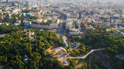 Топовые картинки с Днем Киева 2026 и поздравления, которые разорвут соцсети