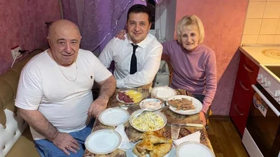"Вона не хоче говорити": Володимир Зеленський розчулив відвертістю про сварки з рідною мамою